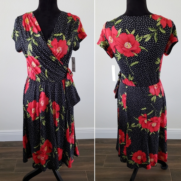 Shelby & Palmer Dresses & Skirts - NWT Retro Floral Polka Dot Faux Wrap Dress